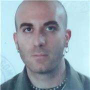 Laureato in lettere classiche impartisce lezioni private di italiano, latino e storia. Zona Pescara e provincia